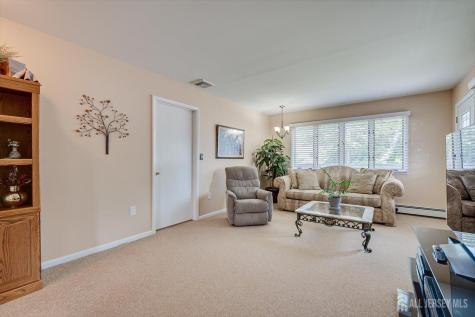 30 Walnut Street Edison NJ 08817