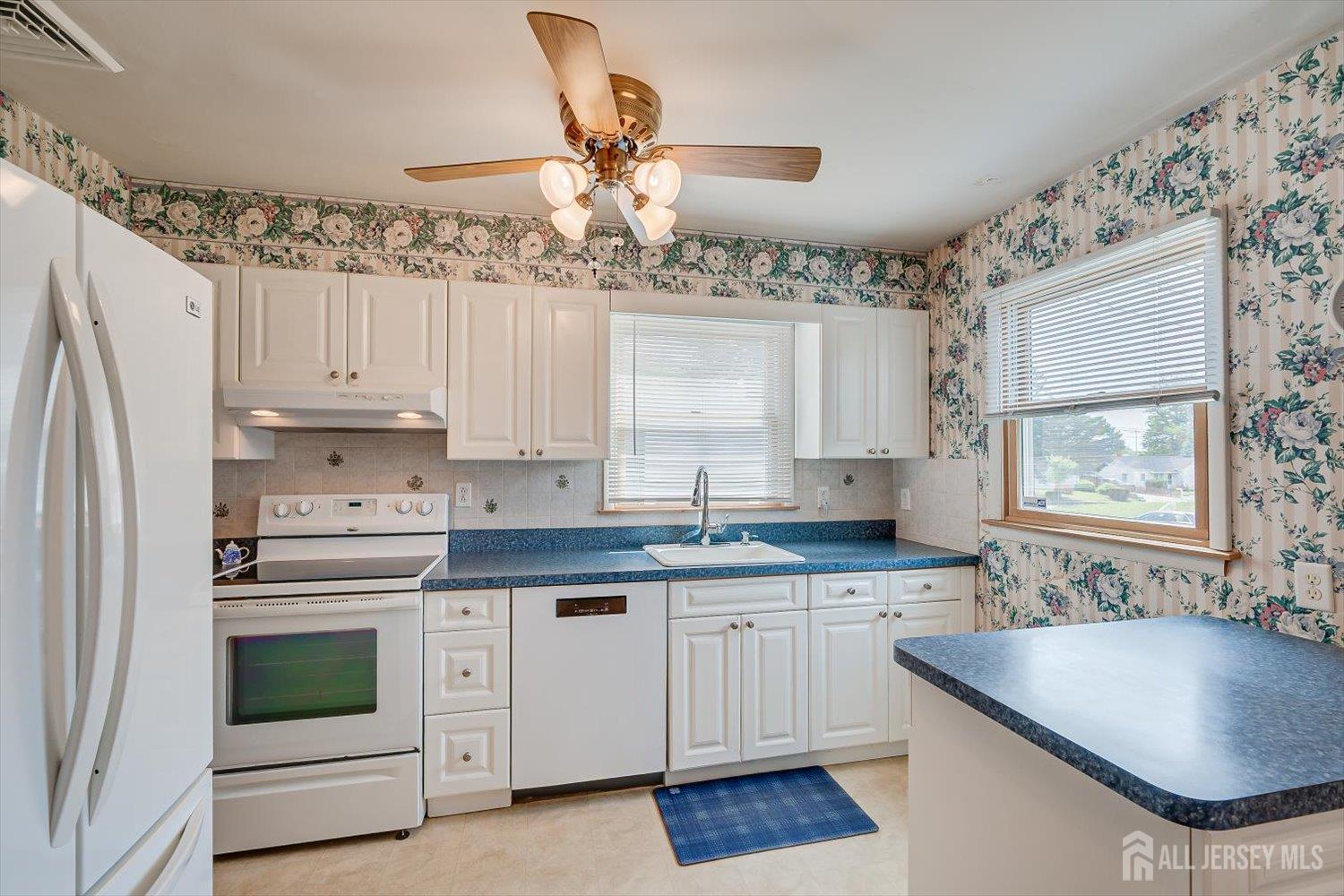 30 Walnut Street Edison NJ 08817