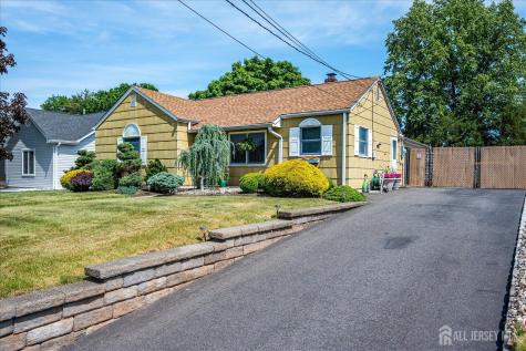 30 Walnut Street Edison NJ 08817