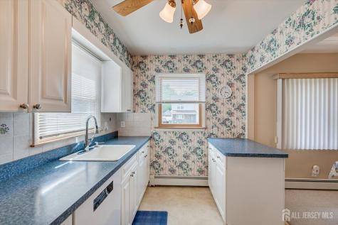 30 Walnut Street Edison NJ 08817