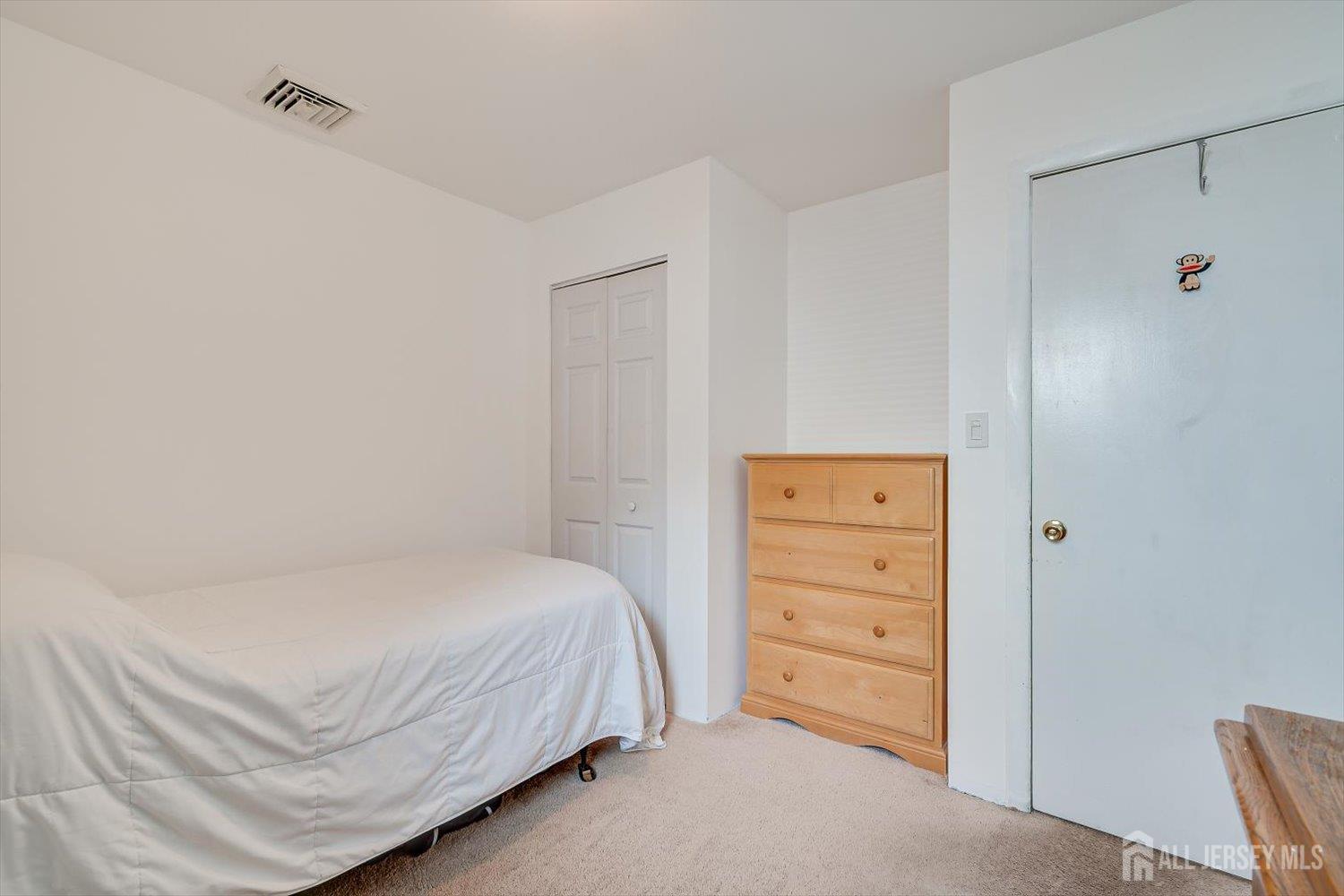 30 Walnut Street Edison NJ 08817
