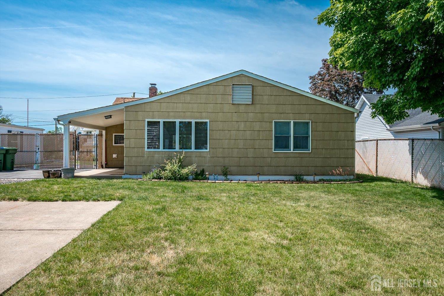 30 Walnut Street Edison NJ 08817