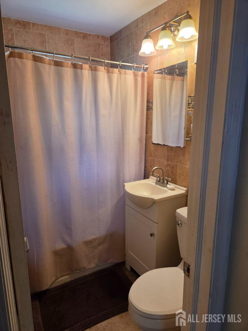 18 Victory Drive Englishtown NJ 07726