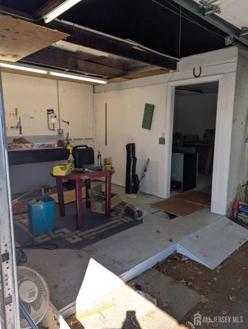 4 New Amwell Road Hillsborough NJ 08844