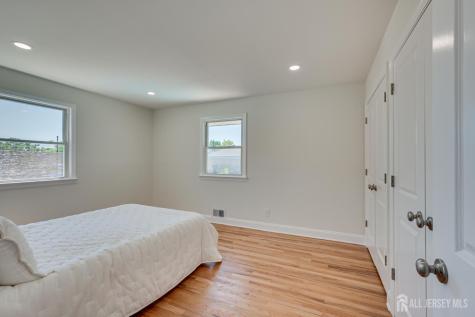 40 Aylin Street Metuchen NJ 08840