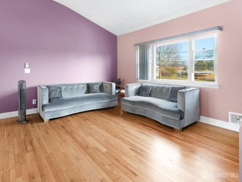 424 Rivercrest Drive Piscataway NJ 08854