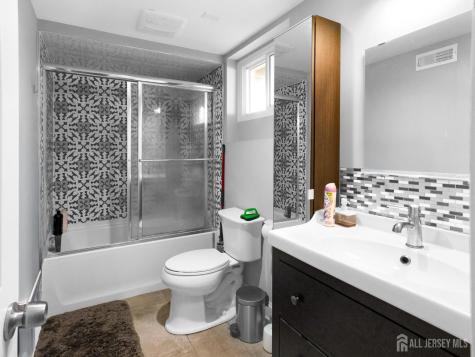 424 Rivercrest Drive Piscataway NJ 08854