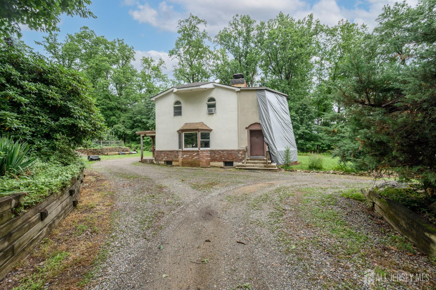1097 State Route 173 Bethlehem NJ 08802