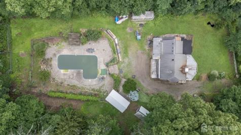 1097 State Route 173 Bethlehem NJ 08802