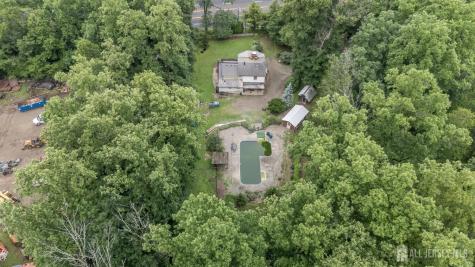 1097 State Route 173 Bethlehem NJ 08802