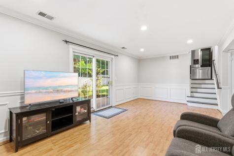 5 Mckinley Street Edison NJ 08820