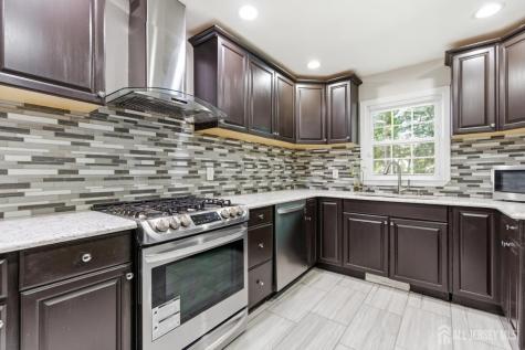 5 Mckinley Street Edison NJ 08820