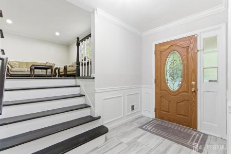 5 Mckinley Street Edison NJ 08820