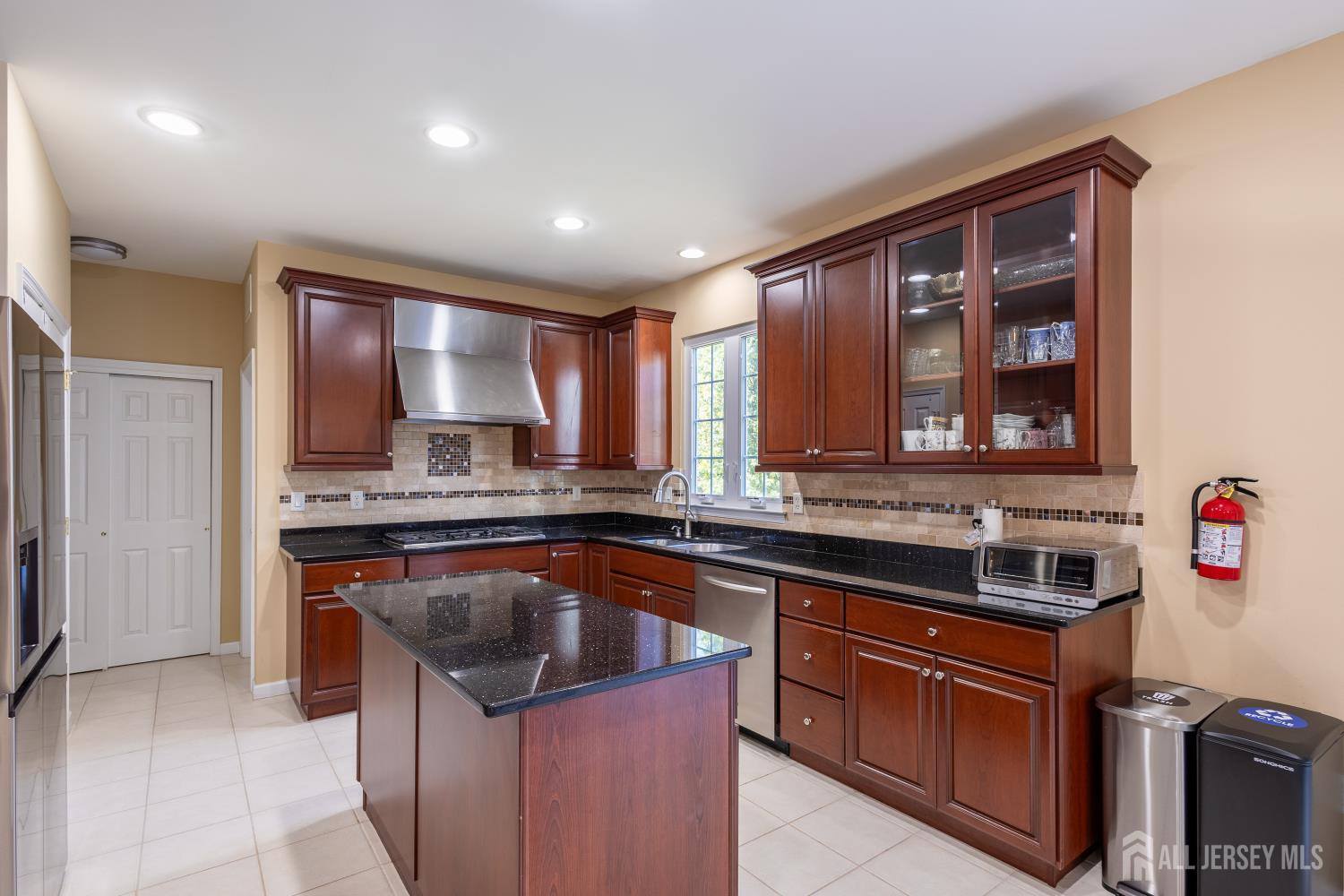 28 Tall Oaks Drive Monroe NJ 08831