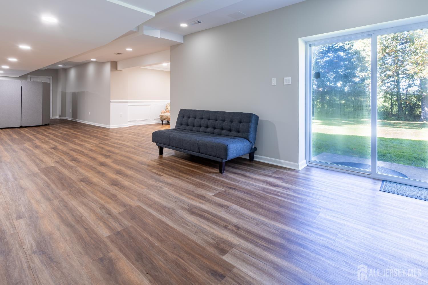 28 Tall Oaks Drive Monroe NJ 08831