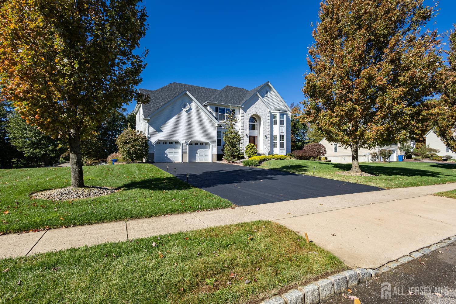 28 Tall Oaks Drive Monroe NJ 08831