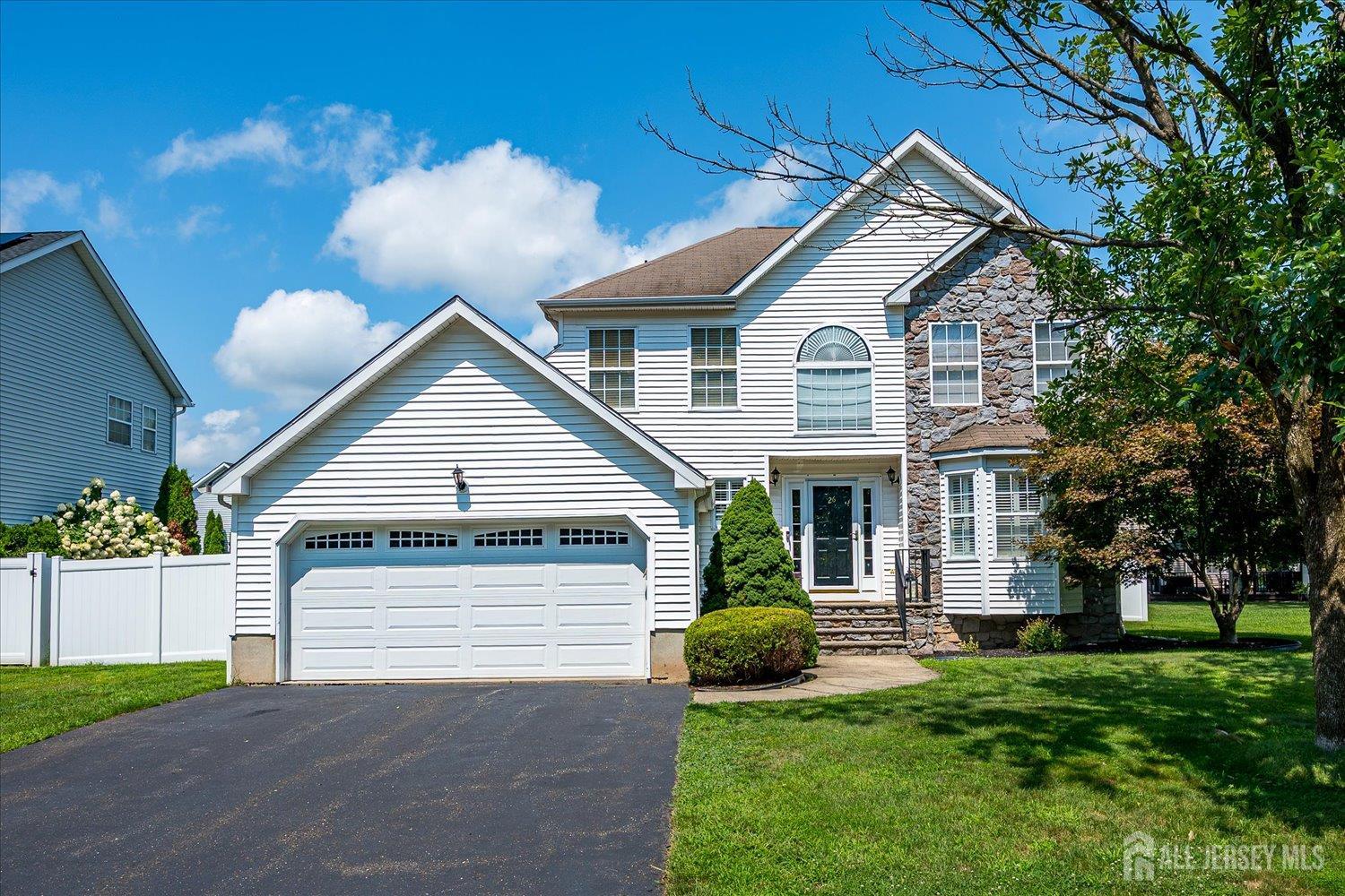 26 Brittany Way South Brunswick NJ 08824