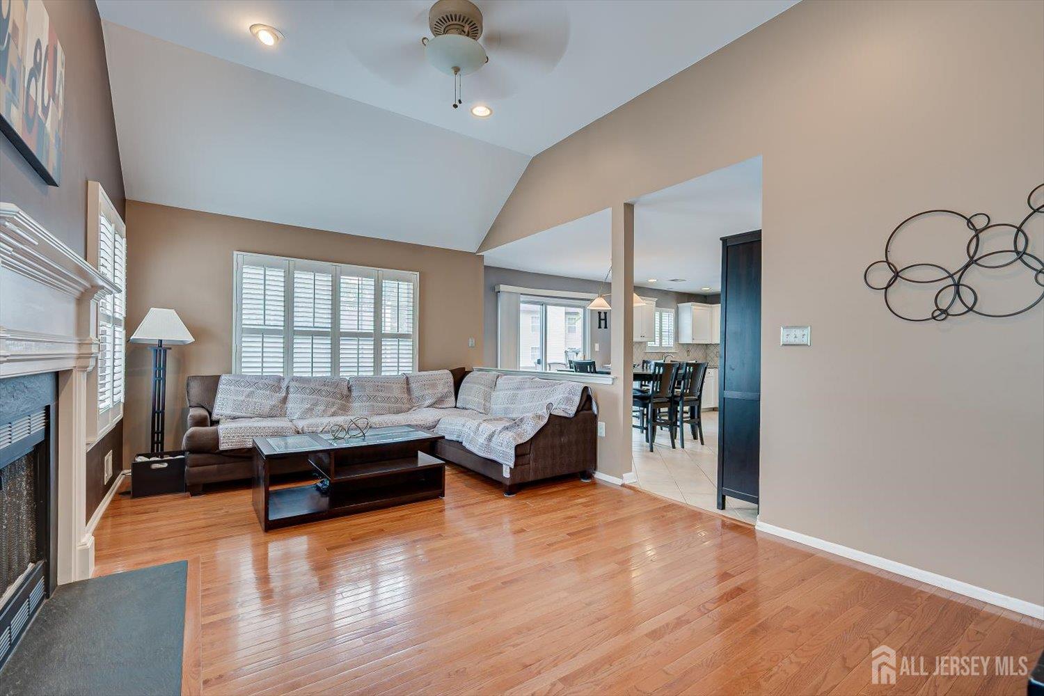 26 Brittany Way South Brunswick NJ 08824