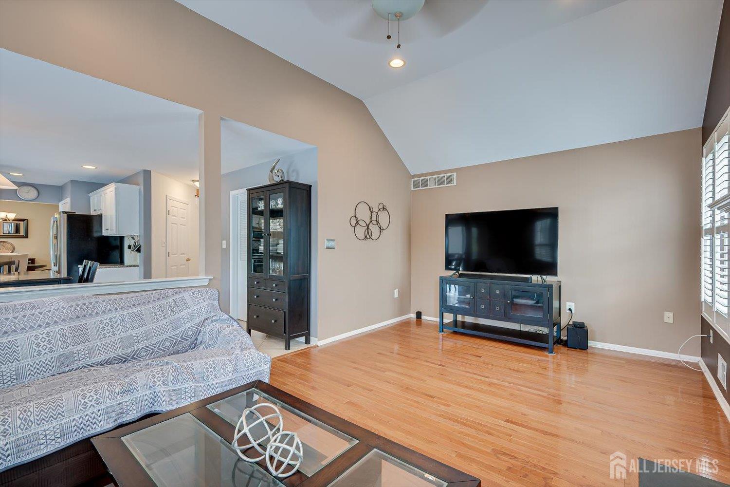 26 Brittany Way South Brunswick NJ 08824