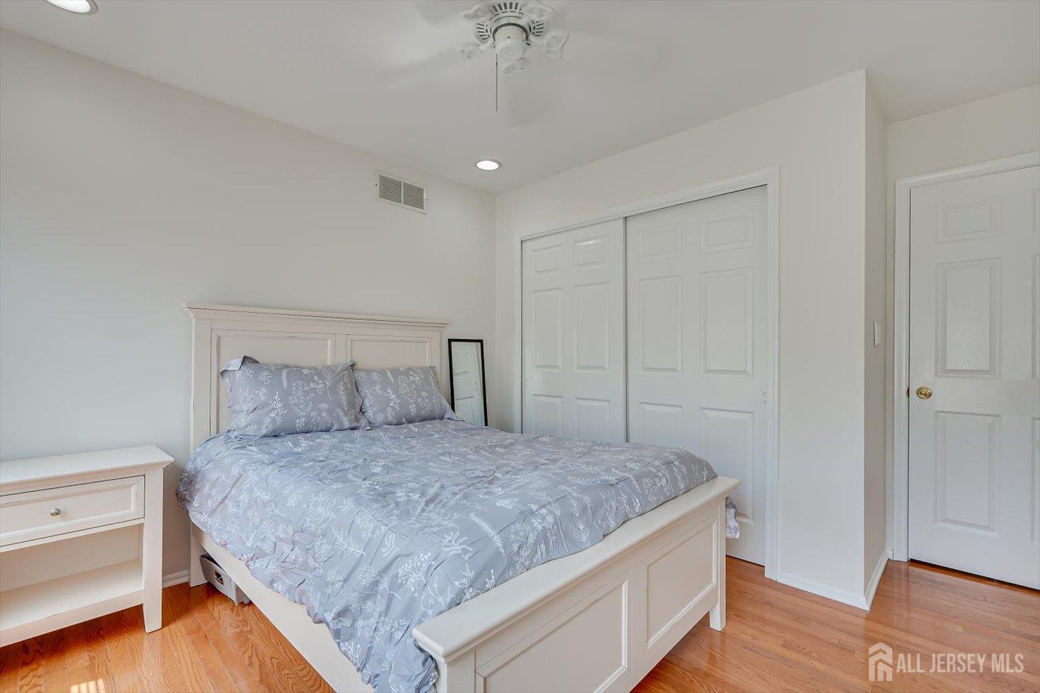 26 Brittany Way South Brunswick NJ 08824