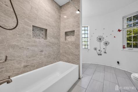 48 Elwood Avenue Flemington NJ 08822