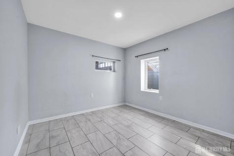 48 Elwood Avenue Flemington NJ 08822
