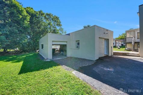 48 Elwood Avenue Flemington NJ 08822