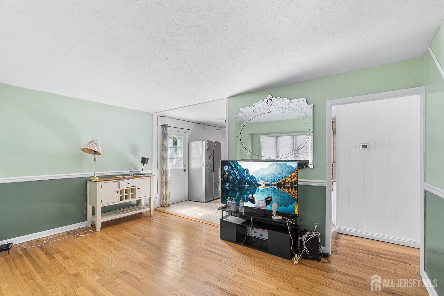 68 W Edward Street Iselin NJ 08830
