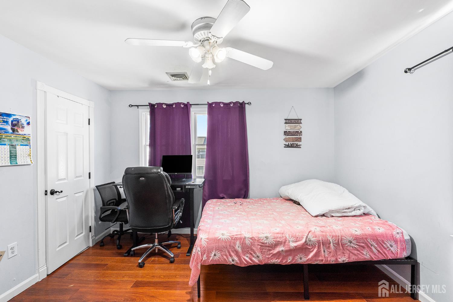 68 W Edward Street Iselin NJ 08830