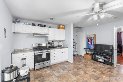 68 W Edward Street Iselin NJ 08830