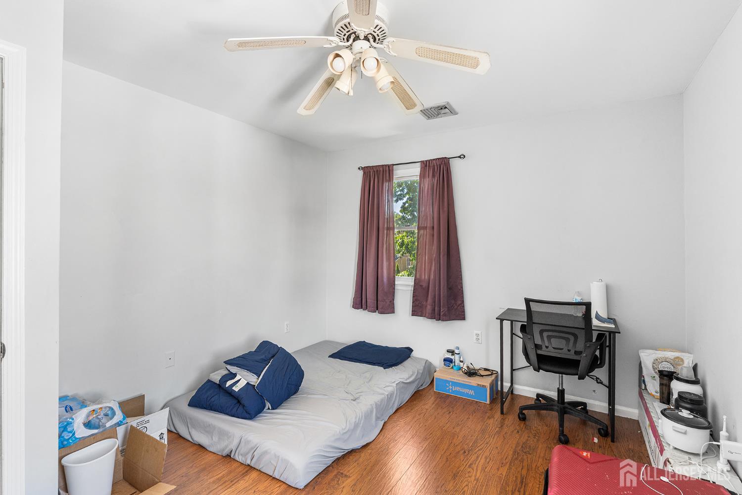 68 W Edward Street Iselin NJ 08830