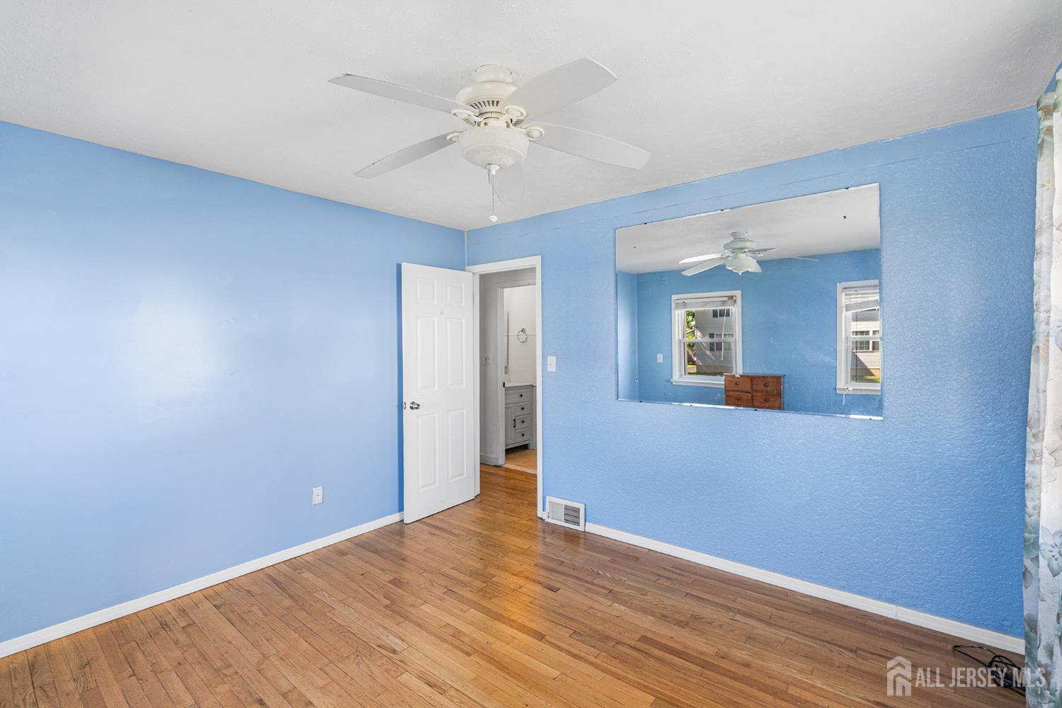 68 W Edward Street Iselin NJ 08830