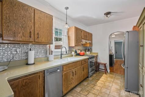 636 Ridgedale Avenue Woodbridge Proper NJ 07095