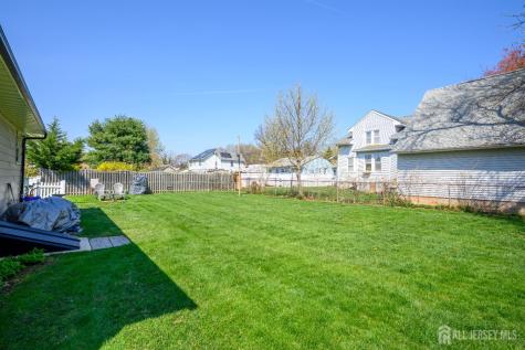 144 Garden Terrace Edison NJ 08817