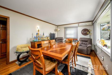 144 Garden Terrace Edison NJ 08817