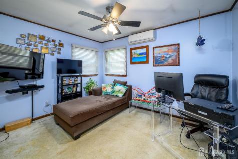 144 Garden Terrace Edison NJ 08817