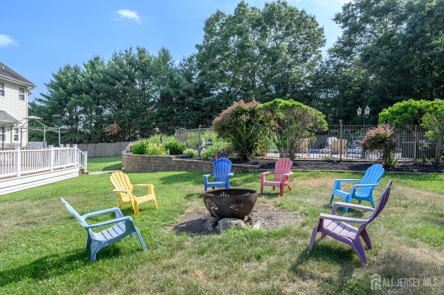 9 Country Road Jackson NJ 08527