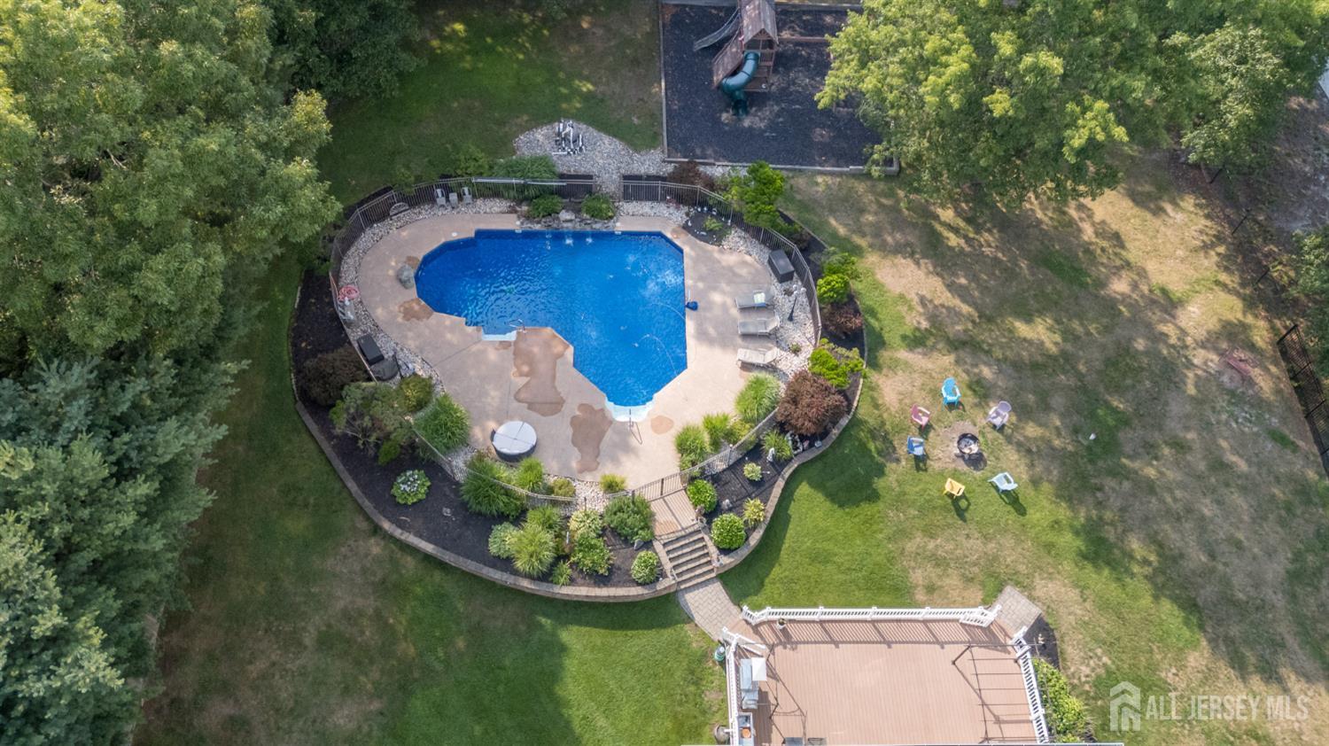 9 Country Road Jackson NJ 08527