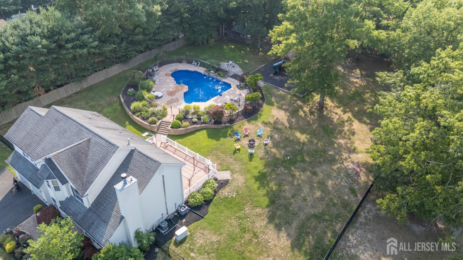 9 Country Road Jackson NJ 08527