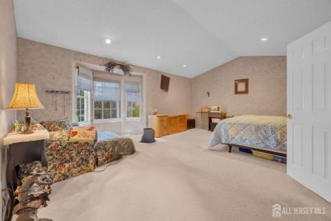 51 Oakland Road Old Bridge NJ 08857