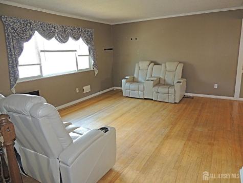 118 Benart Place Middlesex NJ 08846