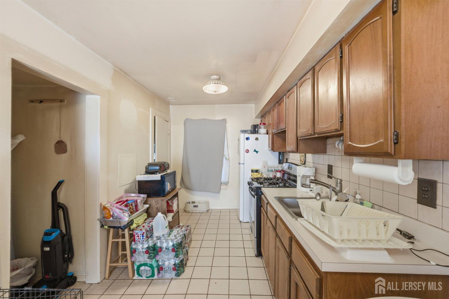 294 Devoe Avenue Spotswood NJ 08884