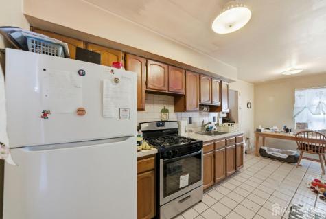294 Devoe Avenue Spotswood NJ 08884