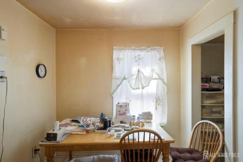 294 Devoe Avenue Spotswood NJ 08884