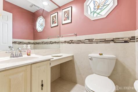 103 Timber Oaks Road Edison NJ 08820