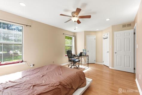 103 Timber Oaks Road Edison NJ 08820