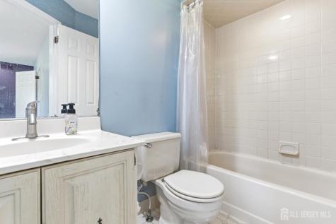 103 Timber Oaks Road Edison NJ 08820