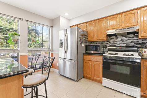 103 Timber Oaks Road Edison NJ 08820
