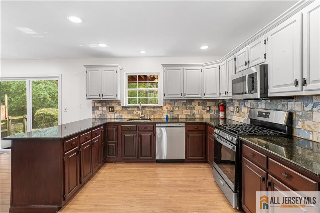 569 Buttonwood Drive Jackson NJ 08527