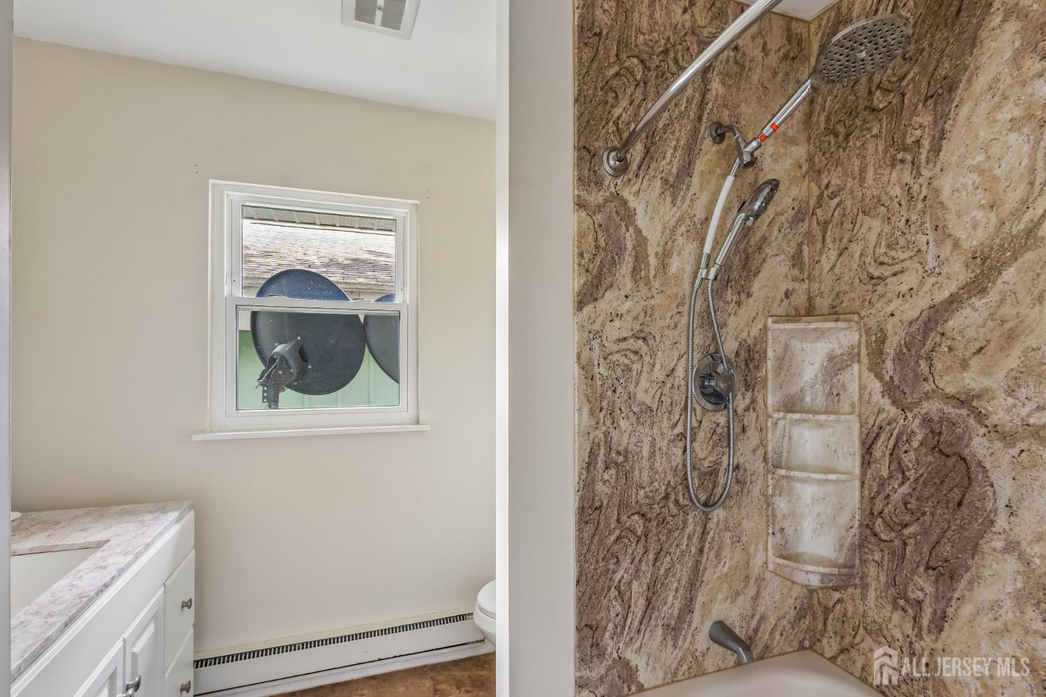 52 Cambridge Court Lakewood NJ 08701
